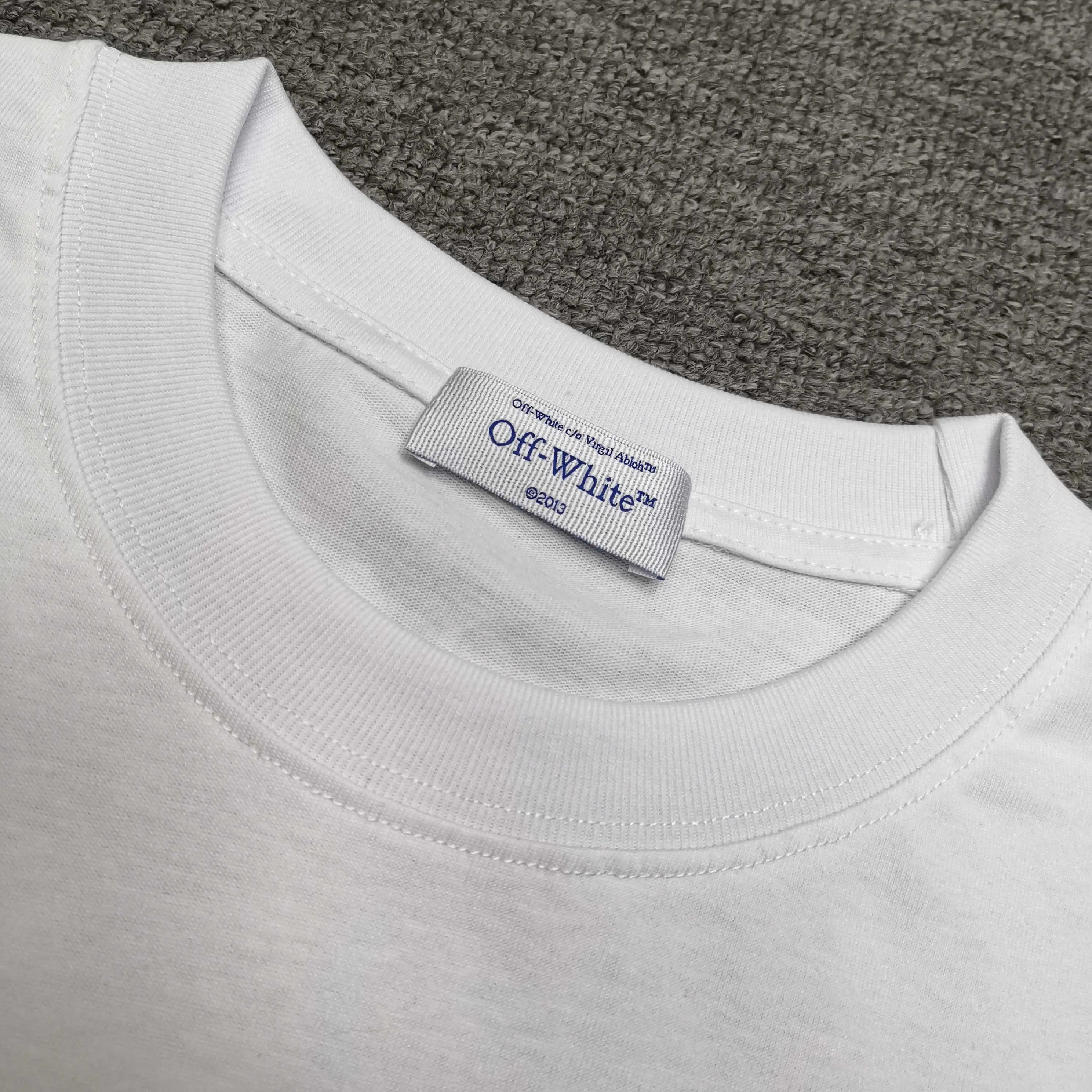 Off white top version, new loose short-sleeved T-shirt Color: Black White Blue Gray Size: S M L XL P240